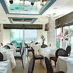 Hotel Kursaal - Fronte Mare Con Piscina Riccione