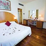 Hotel Hotel Kursaal - Fronte Mare Con Piscina