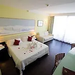 Hotel Kursaal - Fronte Mare Con Piscina