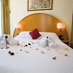 Hotel Kursaal - Fronte Mare Con Piscina