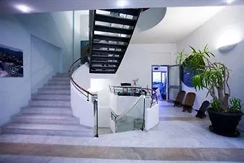 Kursaal - Fronte Mare Con Piscina Риччоне