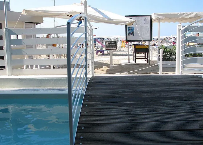 Kursaal - Fronte Mare Con Piscina