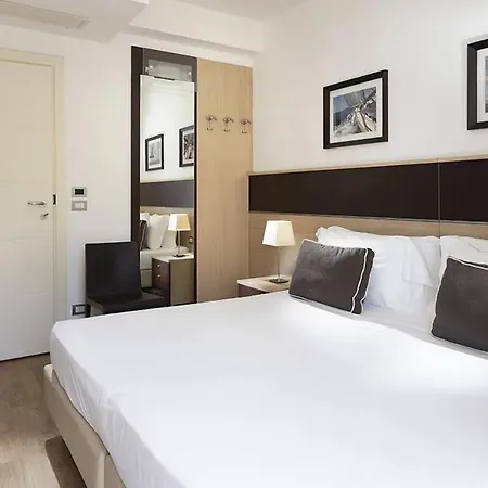 Kursaal - Fronte Mare Con Piscina