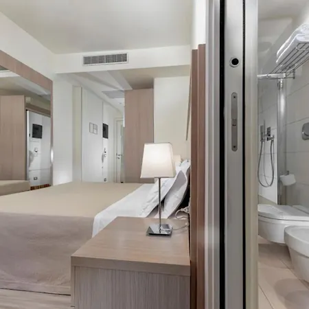 Kursaal - Fronte Mare Con Piscina 酒店