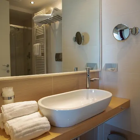 فندق Kursaal - Fronte Mare Con Piscina
