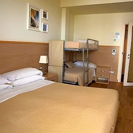 Hotel Kursaal - Fronte Mare Con Piscina Riccione