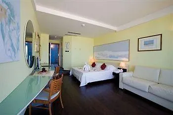 فندق Kursaal - Fronte Mare Con Piscina ريتشيوني