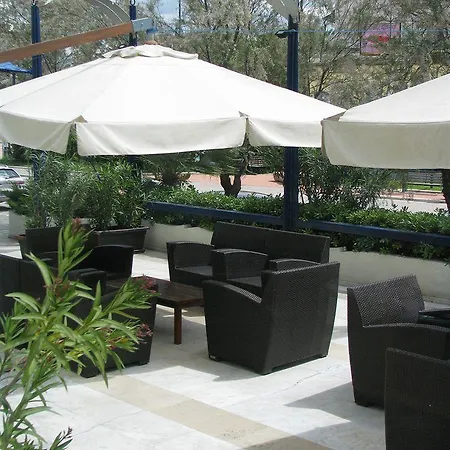 Kursaal - Fronte Mare Con Piscina