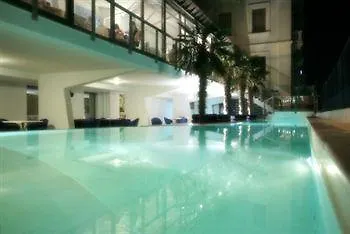 Kursaal - Fronte Mare Con Piscina