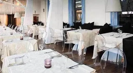 Kursaal - Fronte Mare Con Piscina 3*