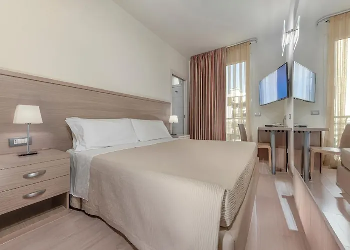 Kursaal - Fronte Mare Con Piscina