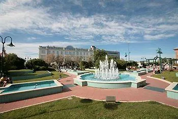 Kursaal - Fronte Mare Con Piscina