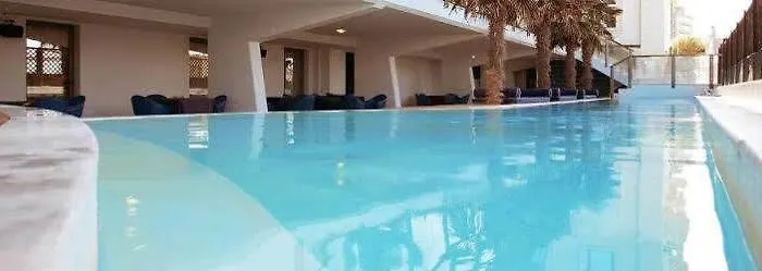 Kursaal - Fronte Mare Con Piscina