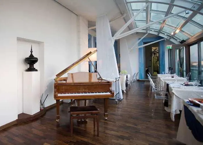 Kursaal - Fronte Mare Con Piscina Hotel