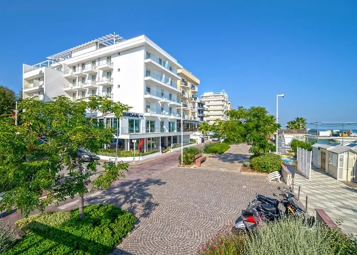 Kursaal - Fronte Mare Con Piscina リッチョーネ